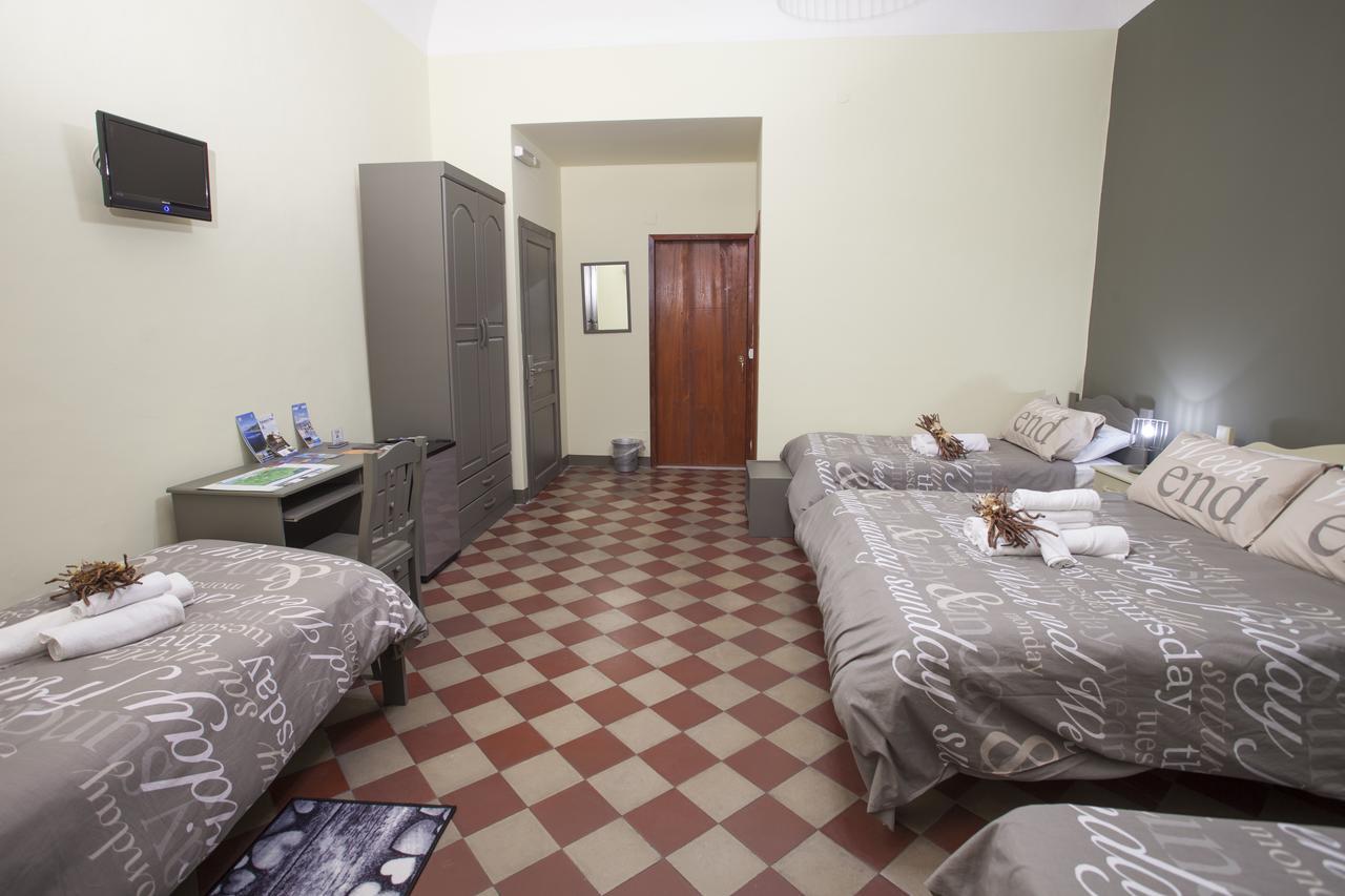 Bed and Breakfast Siciliaetnamare à Riposto Extérieur photo