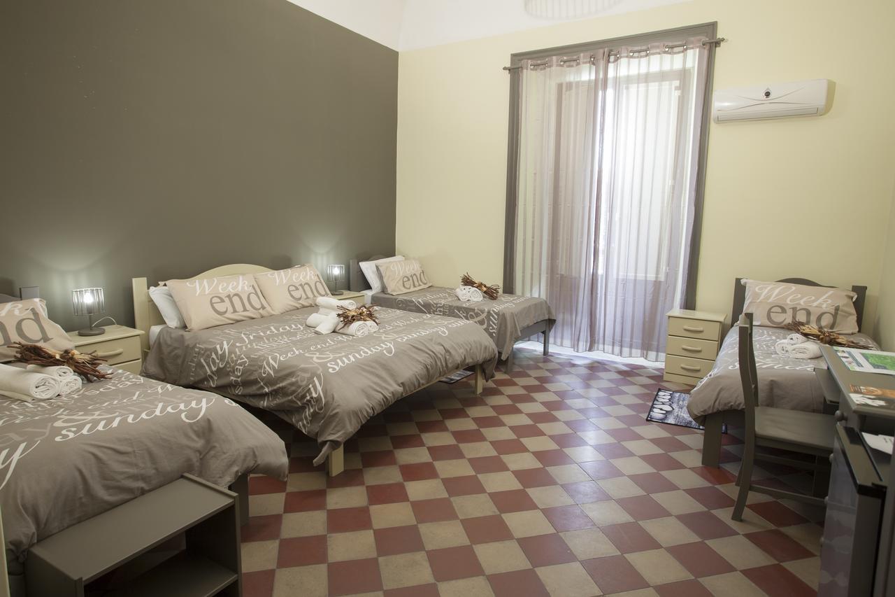 Bed and Breakfast Siciliaetnamare à Riposto Extérieur photo